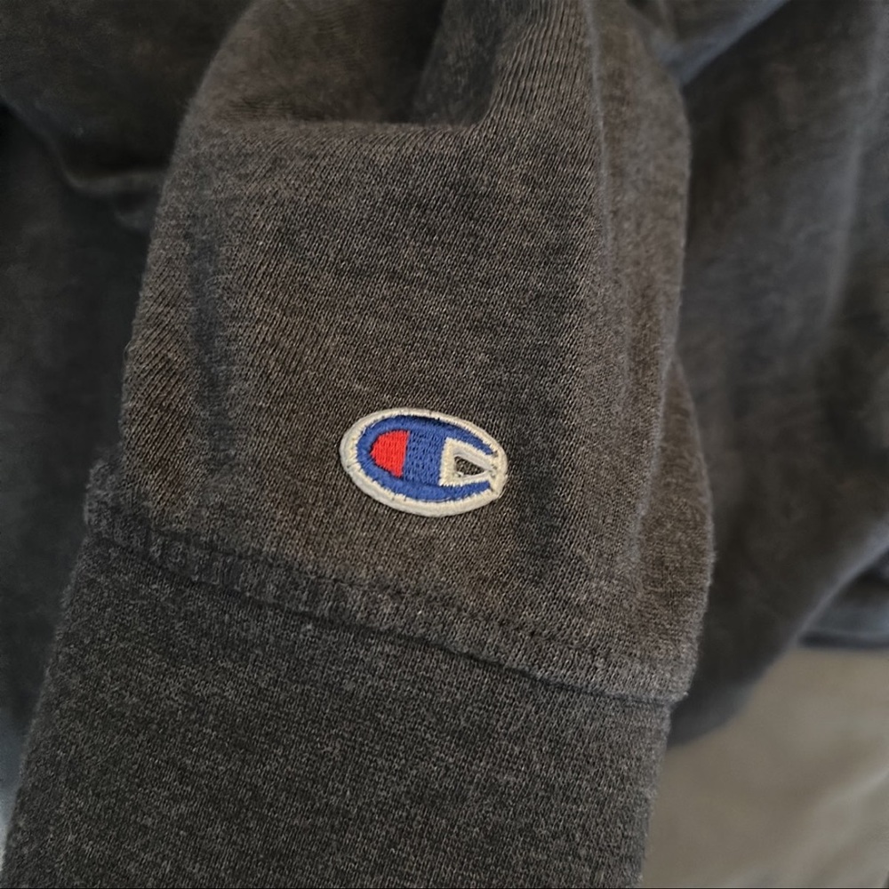 Men’s Champion Gray Hooded Shirt - Picture 3 of 4